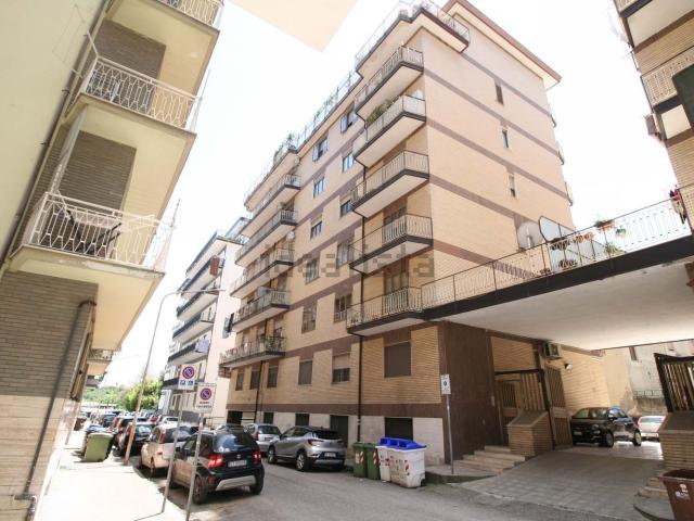 Appartamento in vendita di 160 m² in Via Iacopo da Benevento, 33
