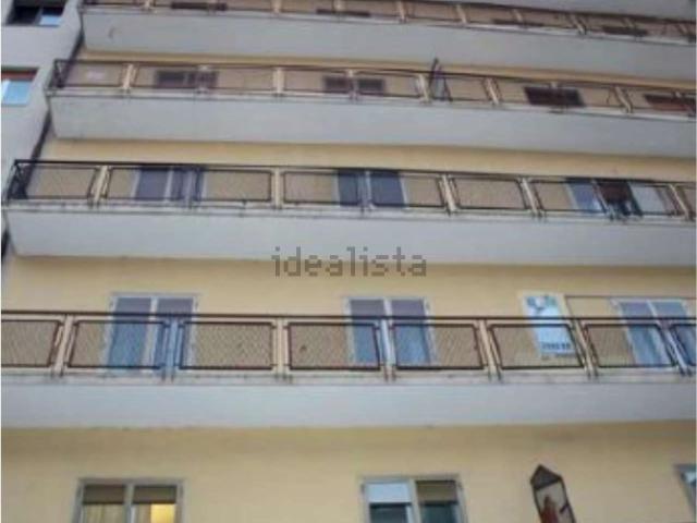 Appartamento in vendita di 160 m² in Via IV Novembre, 42