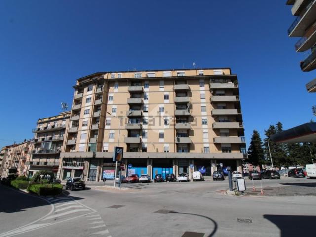 Appartamento in vendita di 160 m² in Via IV Novembre, 6