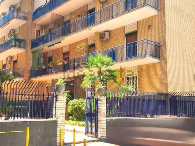 Appartamento in vendita di 160 m² in Via Libertà, 37
