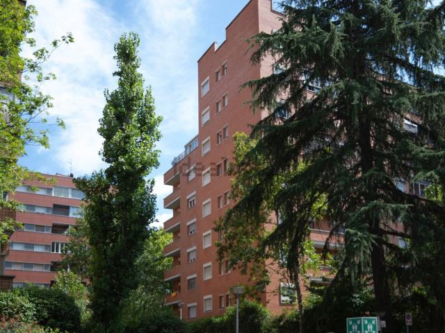 Appartamento in vendita di 160 m² in Via Lidice, 8