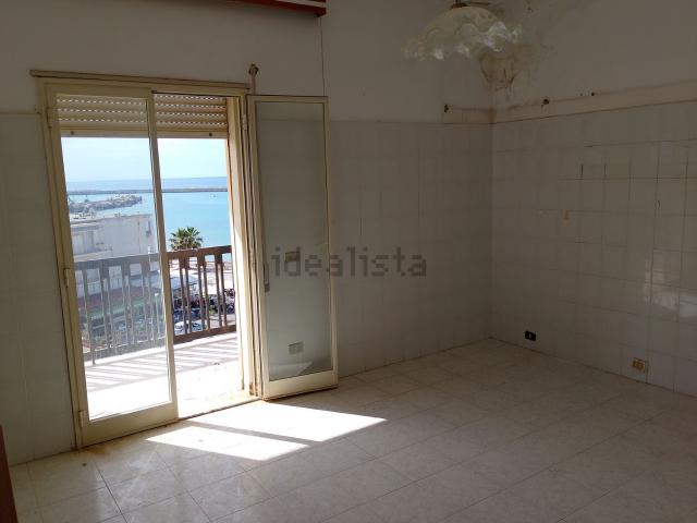 Appartamento in vendita di 160 m² in Via Giovanni Amendola