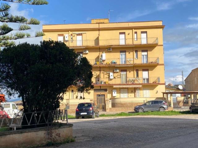 Appartamento in vendita di 160 m² in Via Ludovico Ariosto