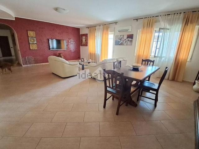 Appartamento in vendita di 160 m² in Via Montepellegrino, 108