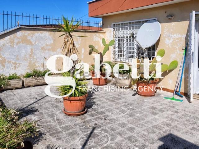Appartamento in vendita di 160 m² in Via Mario Chiri