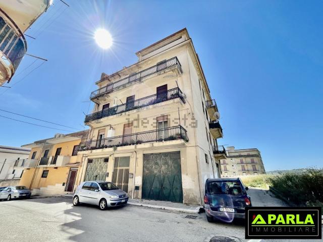 Appartamento in vendita di 160 m² in Via San Francesco