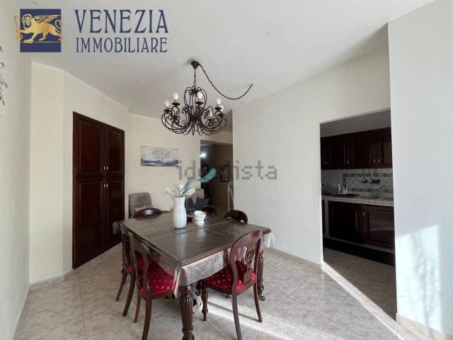 Appartamento in vendita di 160 m² in Via San Giorgio del Sannio