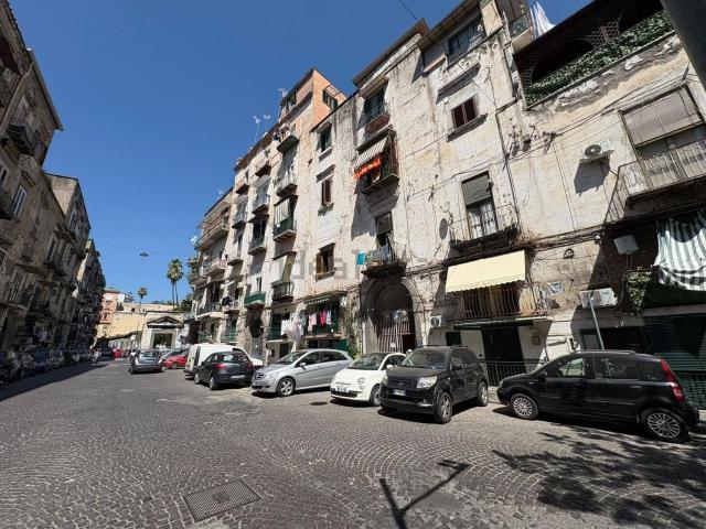 Appartamento in vendita di 160 m² in Via Sanità
