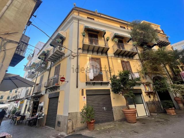 Appartamento in vendita di 160 m² in Via Scarparelli, 16