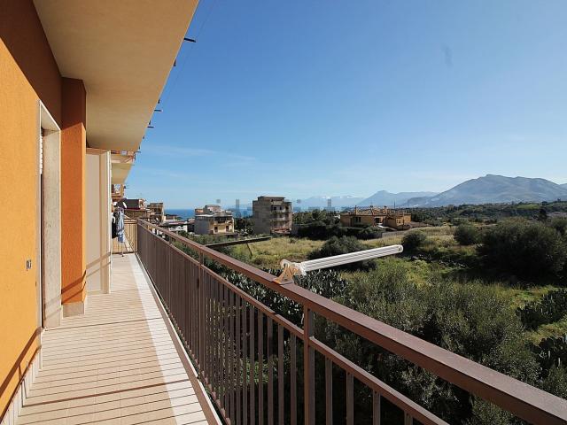 Appartamento in vendita di 160 m² in Via Senna, 29