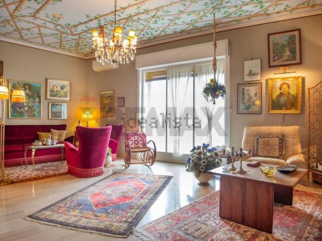 Appartamento in vendita di 160 m² in Via Sinibaldo Baroncini, 38