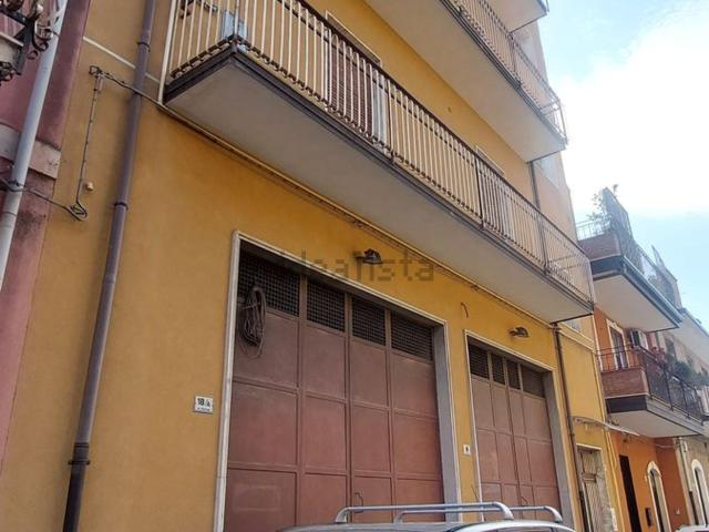 Appartamento in vendita di 160 m² in Via Siracusa
