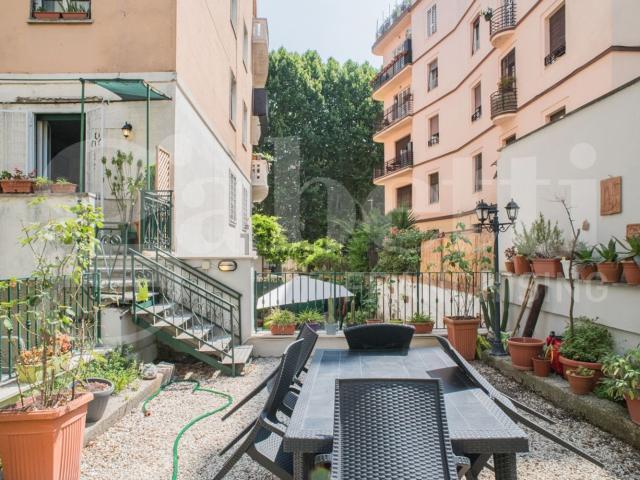 Appartamento in vendita di 160 m² in Via Poggio Moiano, 9