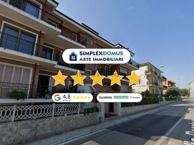 Appartamento in vendita di 160 m² in Via Posatora