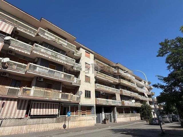 Appartamento in vendita di 160 m² in Via Padre Mario Vergara, 156