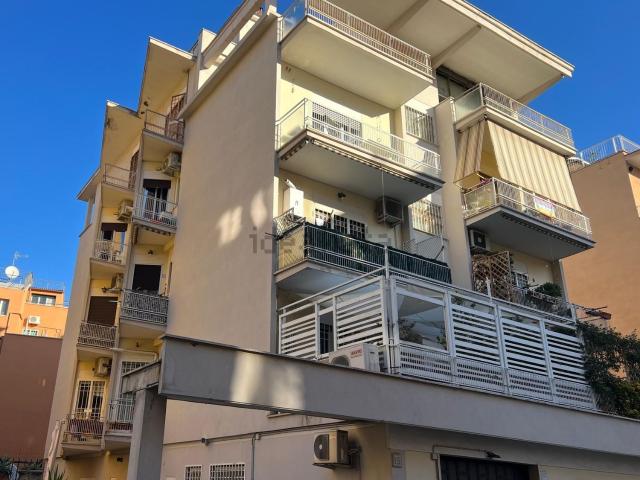 Appartamento in vendita di 160 m² in Via Pietro Cartoni