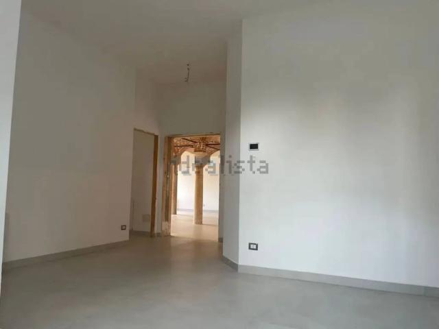 Appartamento in vendita di 160 m² in Via Pietro Pomponazzi