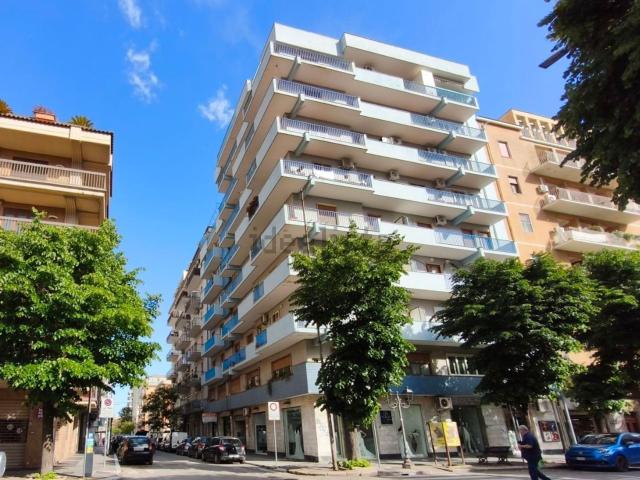Appartamento in vendita di 160 m² in Via Pietro Scrocco, 60