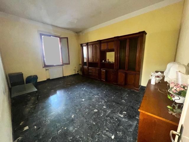 Appartamento in vendita di 160 m² in Via Roma