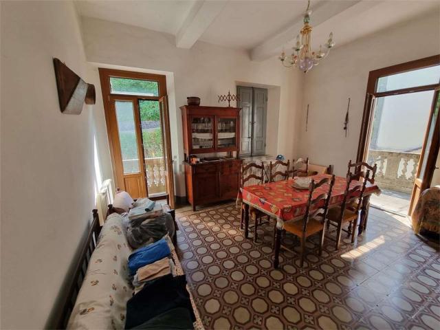 Appartamento in vendita di 160 m² in Via Roma