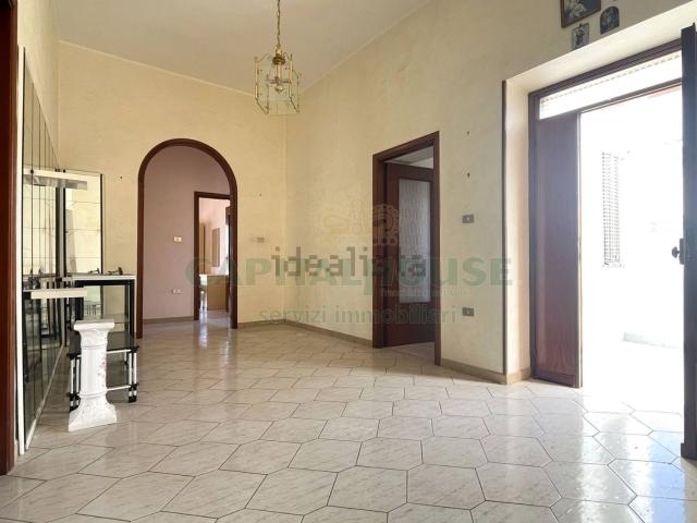 Appartamento in vendita di 160 m² in Via Roma