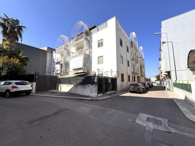 Appartamento in vendita di 160 m² in Via Tommaso Pantaleo, 11