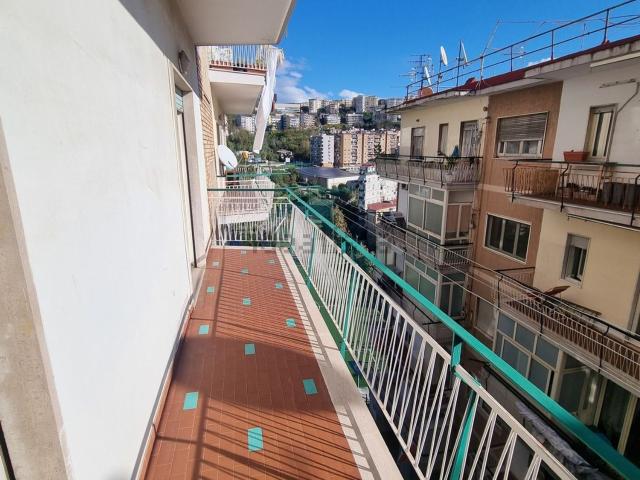 Appartamento in vendita di 160 m² in Via Terracina, 296