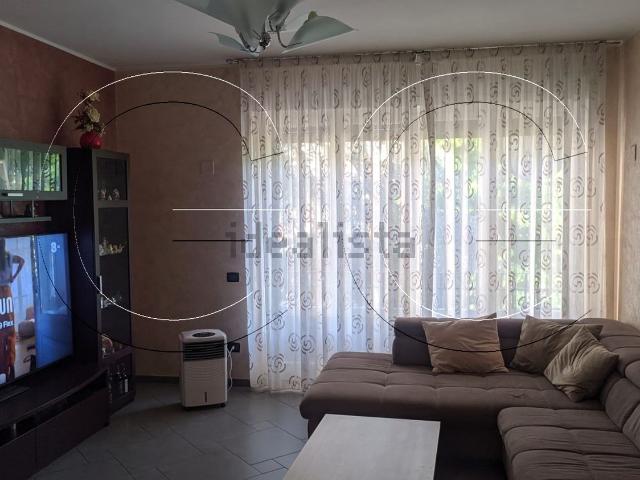 Appartamento in vendita di 160 m² in Via Tre Venezie