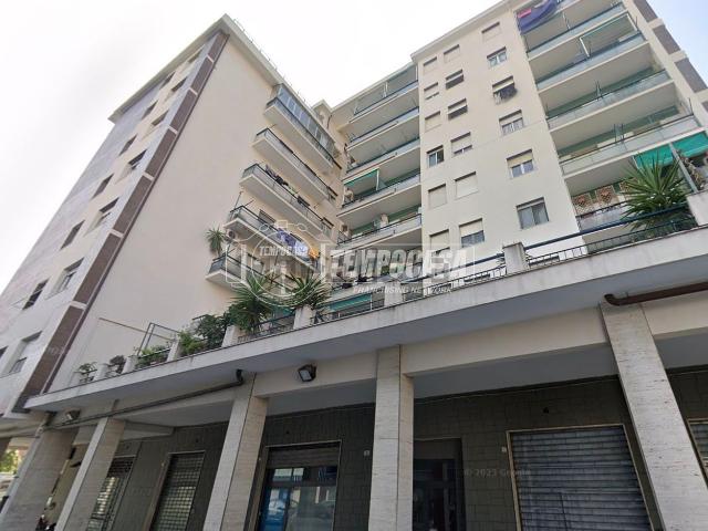 Appartamento in vendita di 160 m² in Via Trilussa, 1