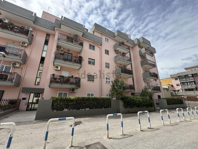 Appartamento in vendita di 160 m² in Via Ugo Foscolo, 146
