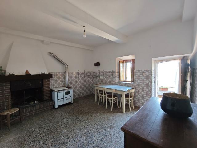Appartamento in vendita di 160 m² in Via Valli