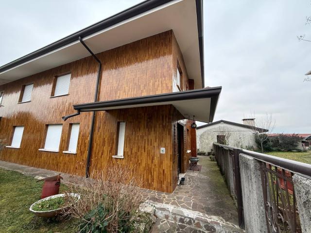Appartamento in vendita di 160 m² in Via Varmo, 25