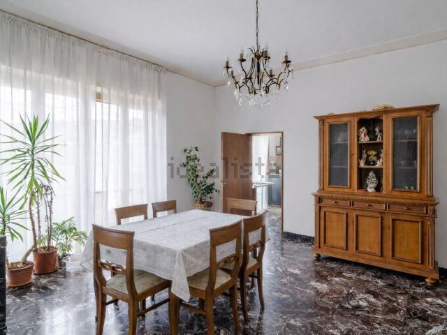 Appartamento in vendita di 160 m² in Via Vittorio Avesani Partigiano, 22