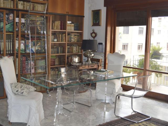 Appartamento in vendita di 160 m² in Via Vincenzo Arangio Ruiz
