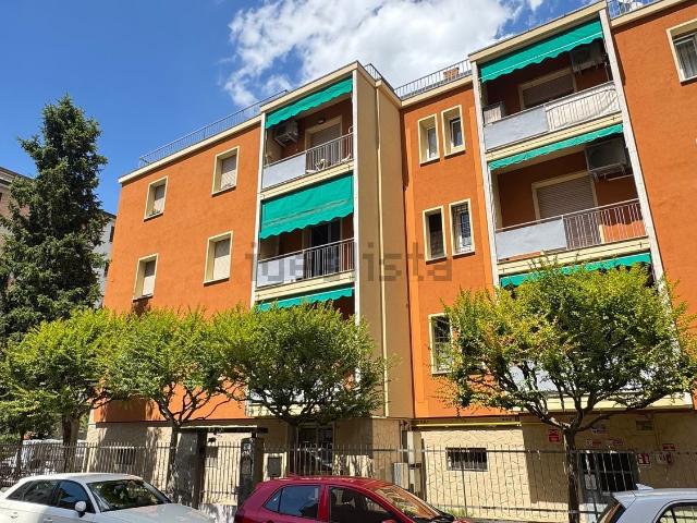 Appartamento in vendita di 160 m² in Via Vincenzo Gemito, 2