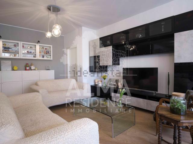 Appartamento in vendita di 160 m² in Via XXIV Maggio