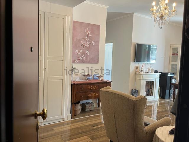 Appartamento in vendita di 160 m² in Viale Bruno Buozzi