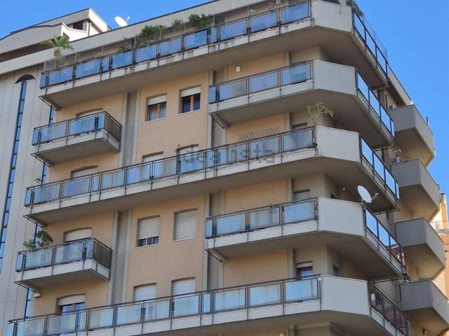 Appartamento in vendita di 160 m² in Viale Campania