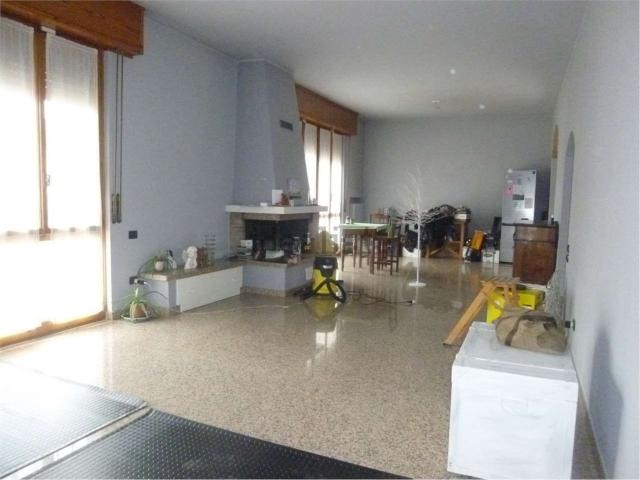 Appartamento in vendita di 160 m² in Viale dell&apos Appennino, 533