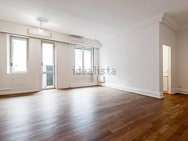 Appartamento in vendita di 160 m² in Viale Marche, 91