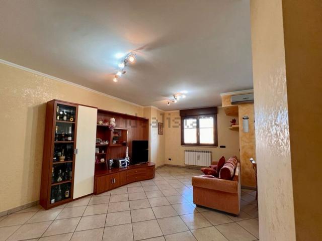Appartamento in vendita di 160 m² in Viale Odisseo, 33