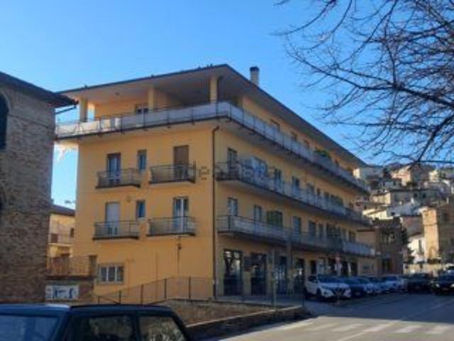Appartamento in vendita di 160 m² in Viale San Francesco, 44