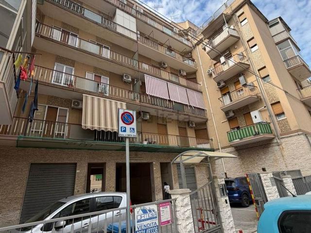 Appartamento in vendita di 160 m² in Vicolo a Via Vanvitelli
