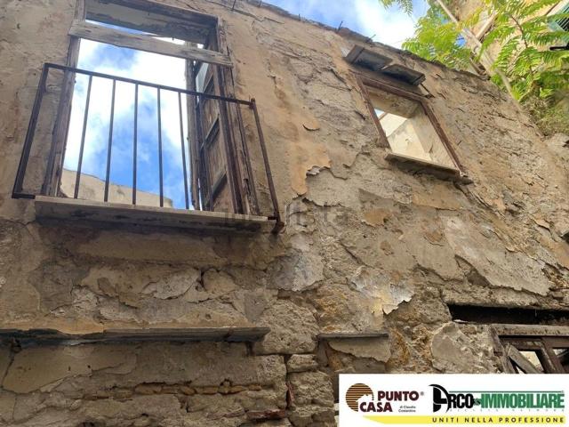 Appartamento in vendita di 160 m² in Vicolo San Basilio, 9