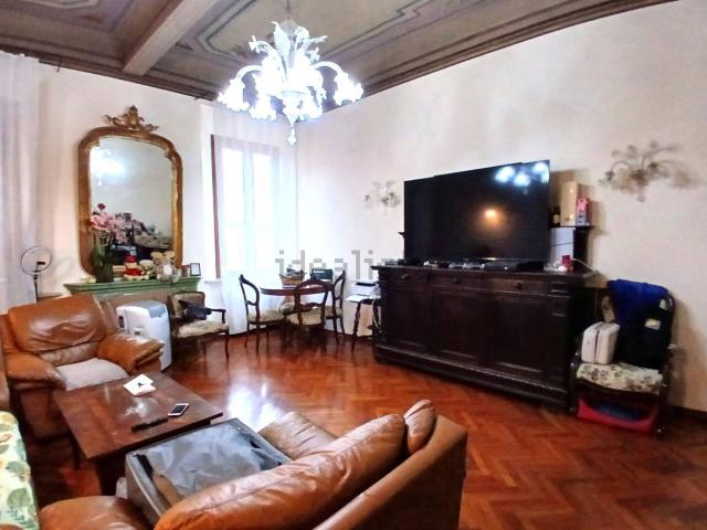 Appartamento in vendita di 160 m² in Borgo di Sotto, 34