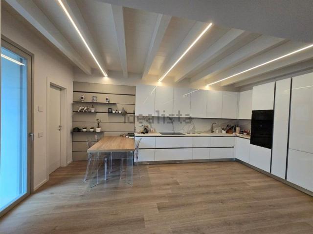 Appartamento in vendita di 160 m² in Corso Vittorio Emanuele II