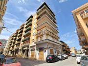 Appartamento in vendita di 160 m² in Largo Hilton, 32