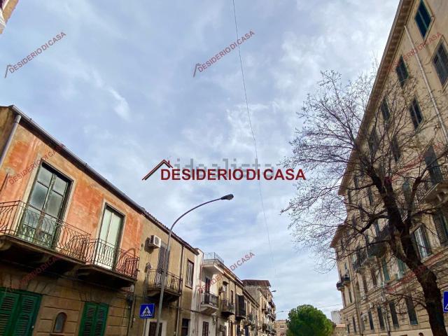 Appartamento in vendita di 160 m² in Largo Niccolò Longobardi