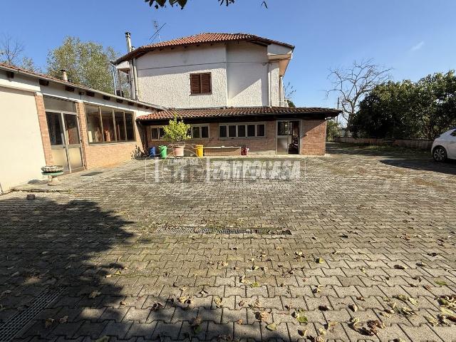 Appartamento in vendita di 160 m² in Località Valgera, 105
