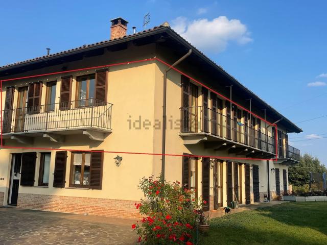Appartamento in vendita di 160 m² in Località Viatosto, 23